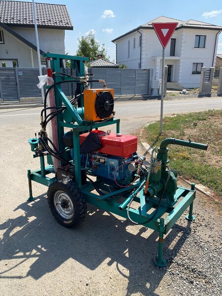 Utilaj nou foraj apa/puturi 100m pe roti | Tricon TCI in valoare de 990 eur